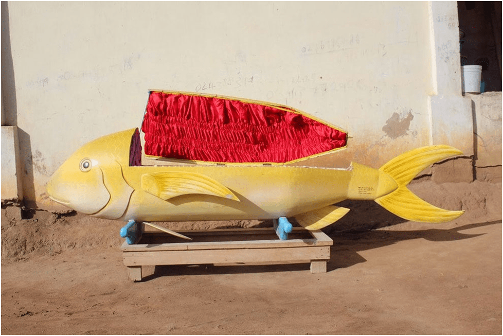 Похороны в Гане: абсурд или искусство?