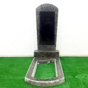 Памятник Полукруг 2