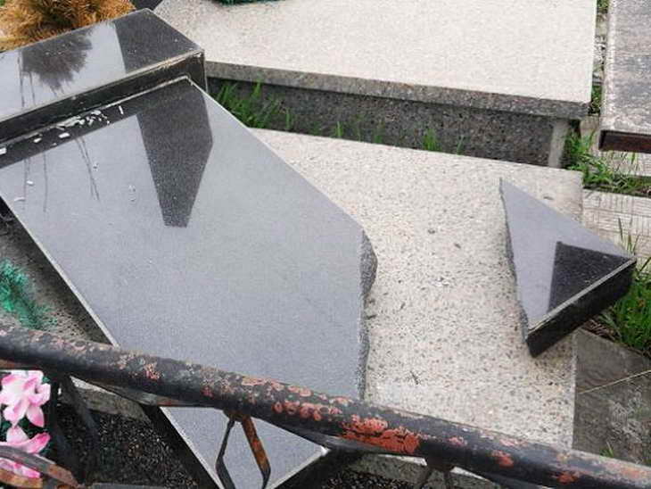 Повреждения памятников: как исправить дефекты